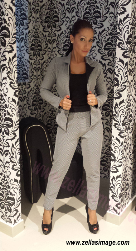 Black & White small Spotted Trouser Suit